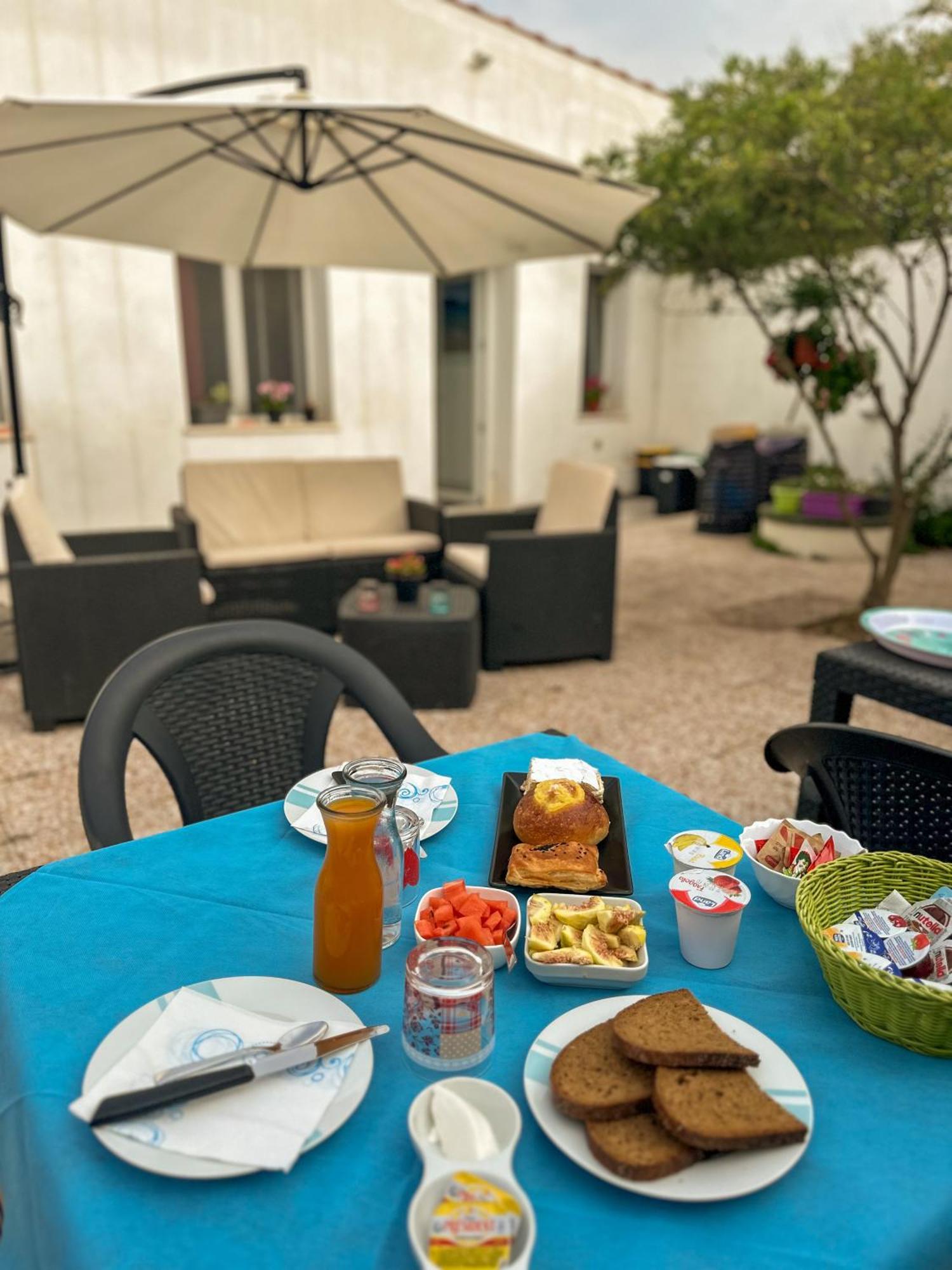 B. Sinis Bed & Breakfast Cabras Luaran gambar