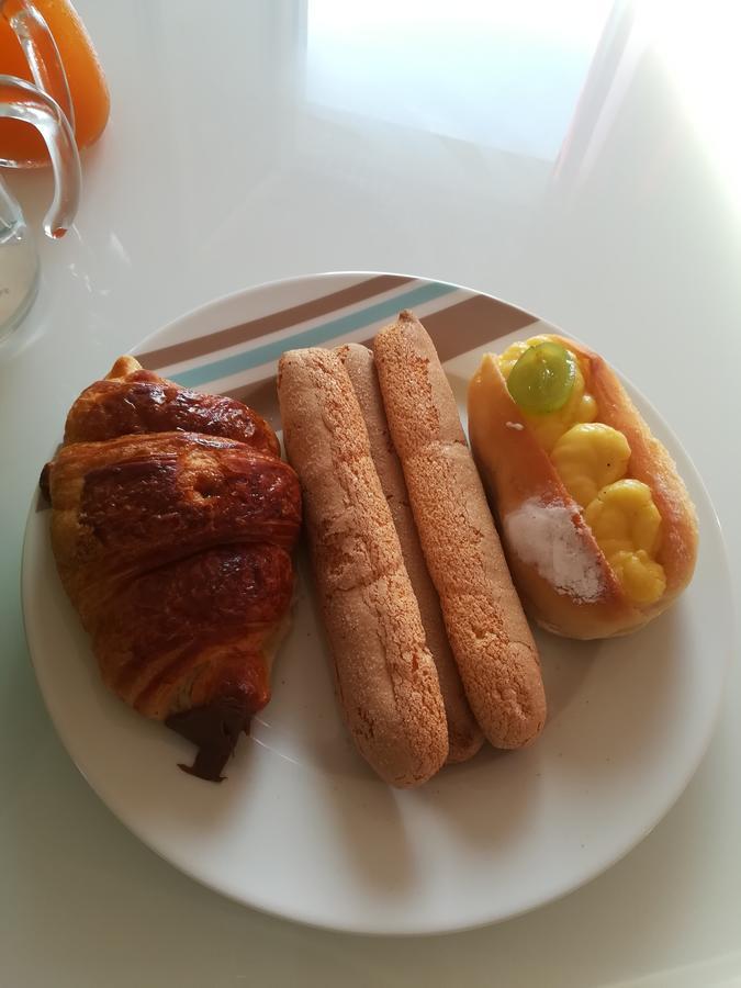 B. Sinis Bed & Breakfast Cabras Luaran gambar