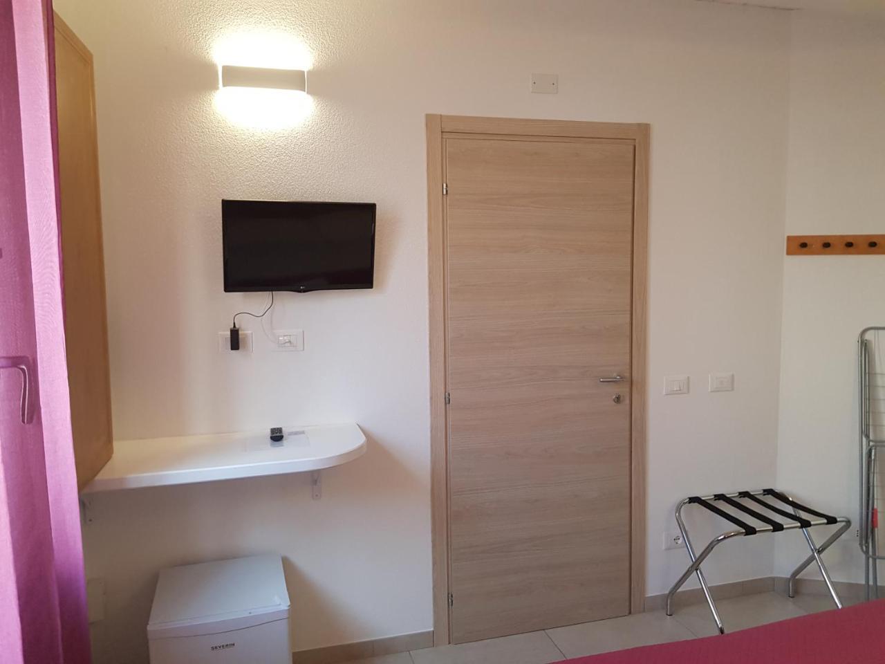 B. Sinis Bed & Breakfast Cabras Luaran gambar