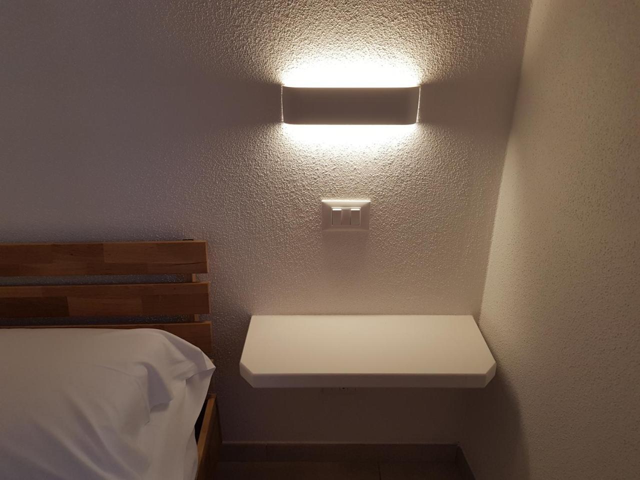 B. Sinis Bed & Breakfast Cabras Luaran gambar