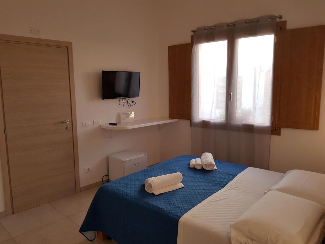 B. Sinis Bed & Breakfast Cabras Luaran gambar